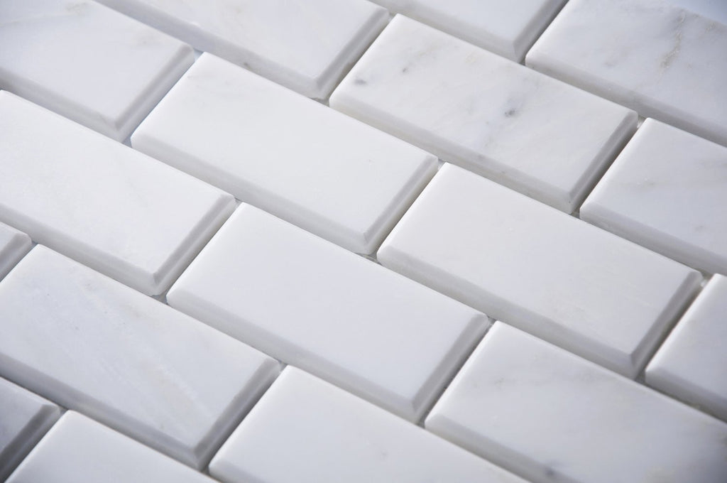 Carrara Venato Marble Mosaic Tile in Beveled 2x4" Mini Brick Subway Tiles Pattern - Polished | TileBuys