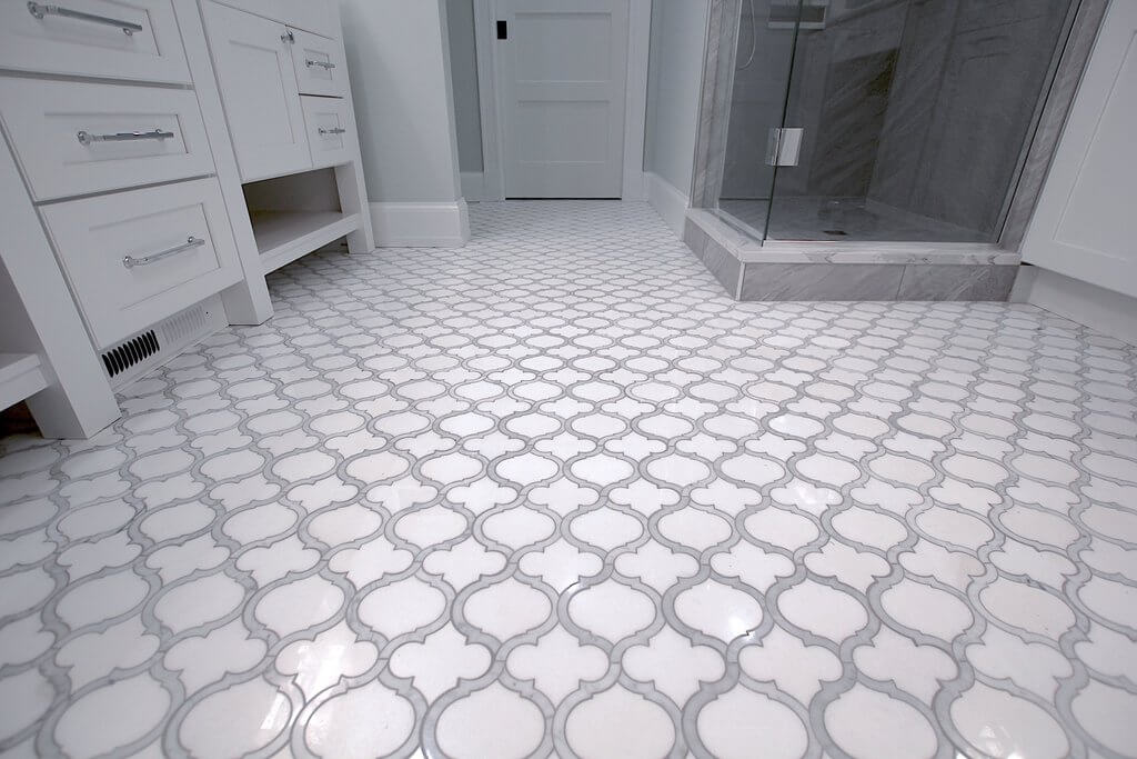 is-arabesque-tile-timeless