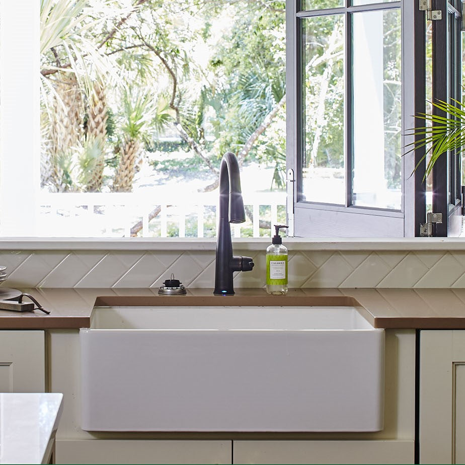 Fireclay Kitchen Sink - 24, 30, 33 in. Aral Apron Front Bowl - White | TileBuys