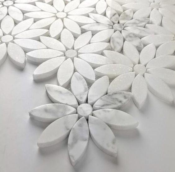 Luxe Tuscant Flower Marble Waterjet Mosaic Tile - Carrara White | TileBuys