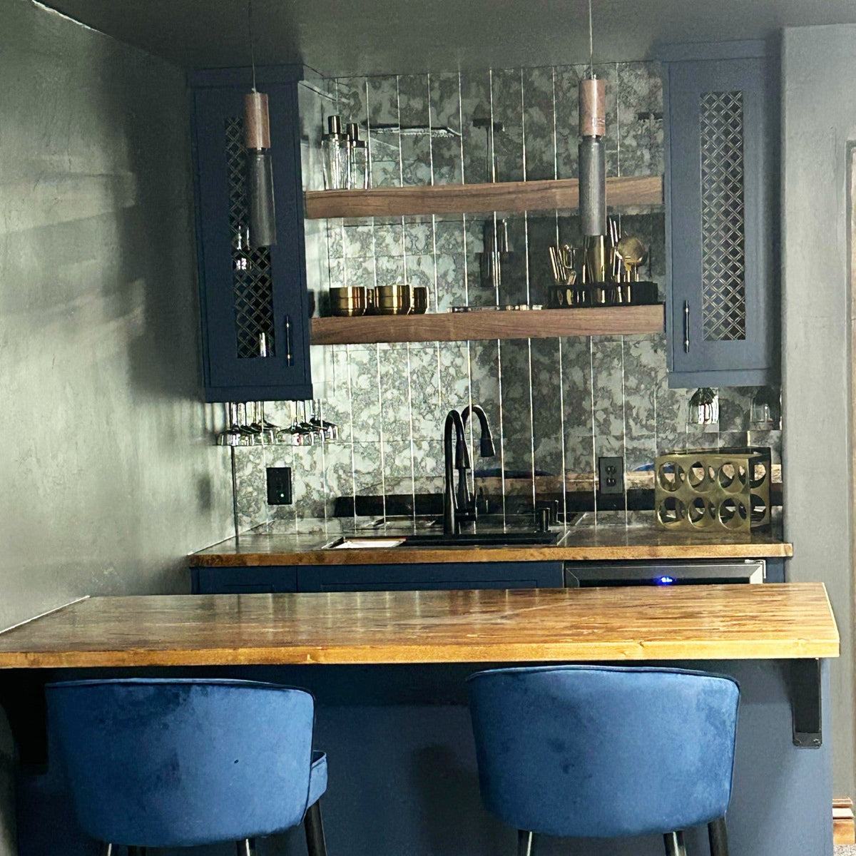 Distressed Nonbeveled Antique Mirror Glass Subway Tile Backsplash