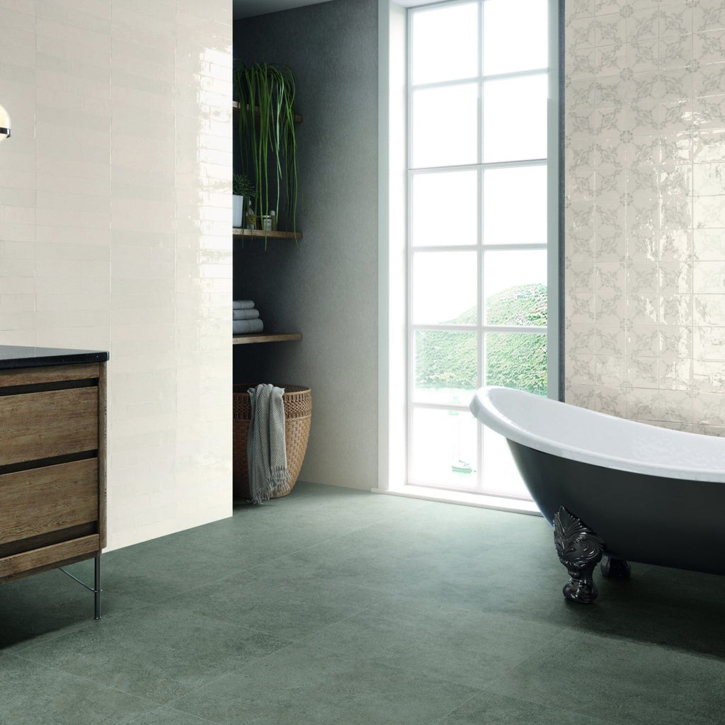 Fleur De Lis Deco 5 x 5 Tile in Glossy White Ceramic - TileBuys