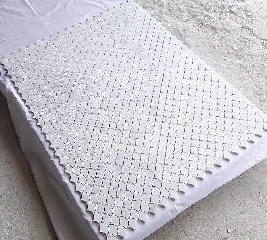 Carrara (Carrera) Venato Marble Mosaic Tile - Fan Shaped Shell Pattern - Polished | TileBuys