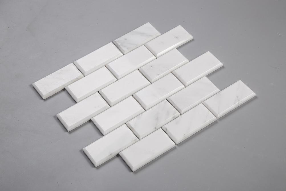 Carrara Venato Marble Mosaic Tile in Beveled 2x4" Mini Brick Subway Tiles Pattern - Polished | TileBuys