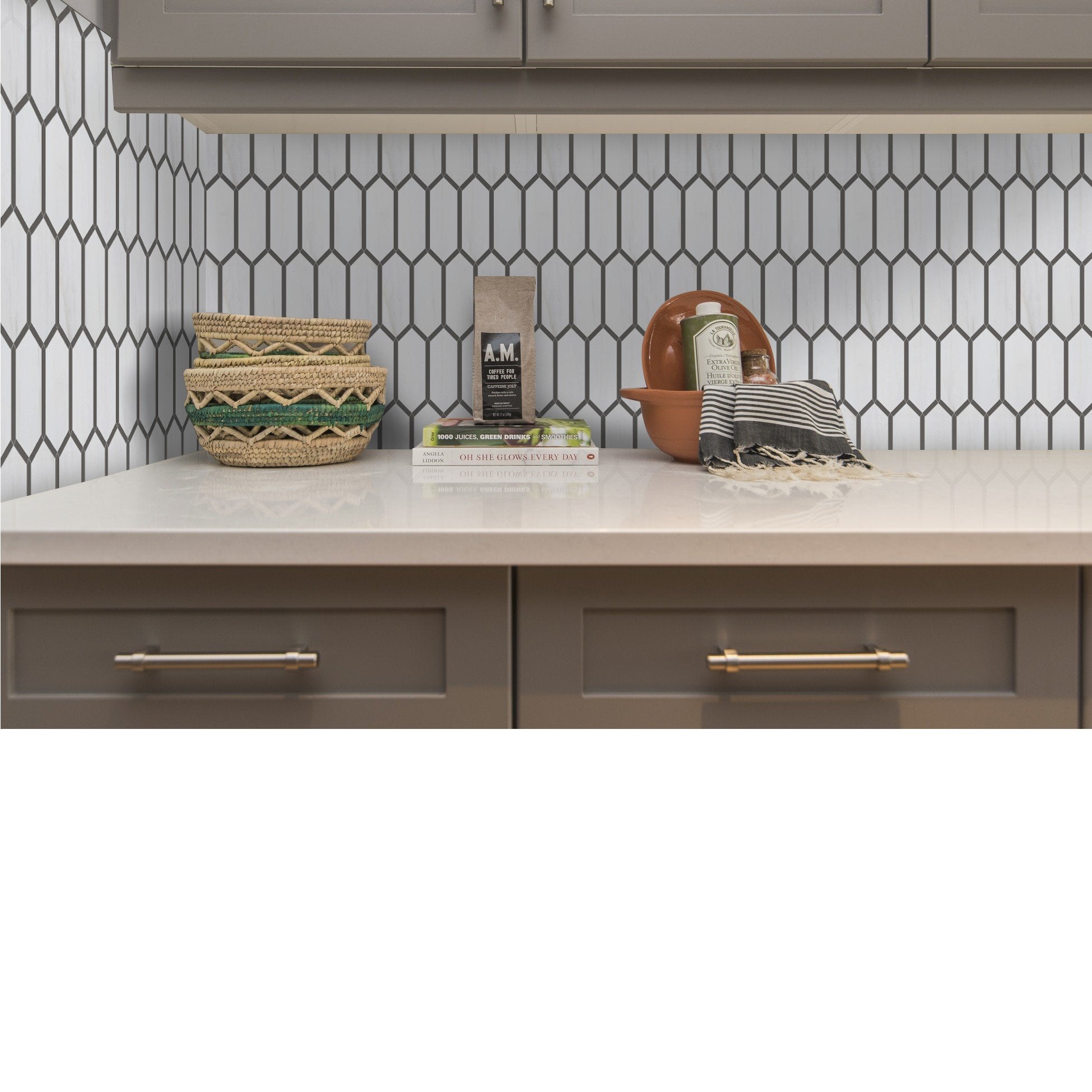Outline Picket Marble Mosaic Tile in 3 Marble/Color Combinations